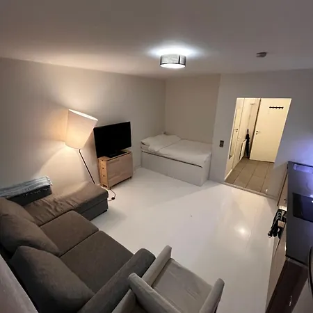 Modern Topfloor Studio With Balcony In City Center Apartamento *