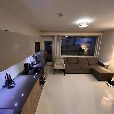 Apartamento Modern Topfloor Studio With Balcony In City Center Helsinki